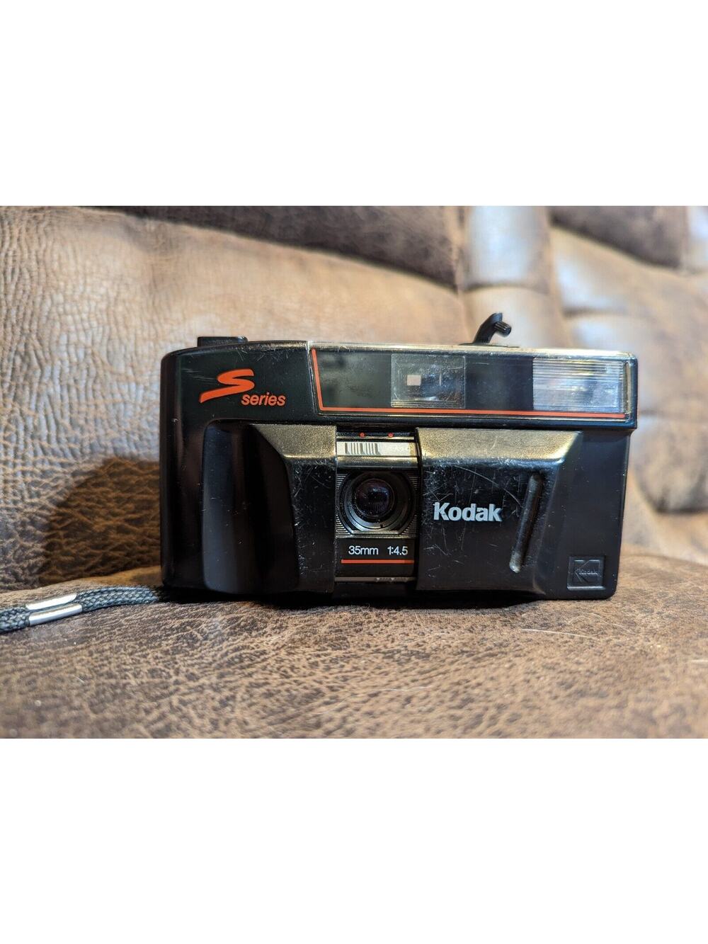 Kodak S100 EF Electronic Flash 35mm Film Camera - 2 AA Batteries Needed